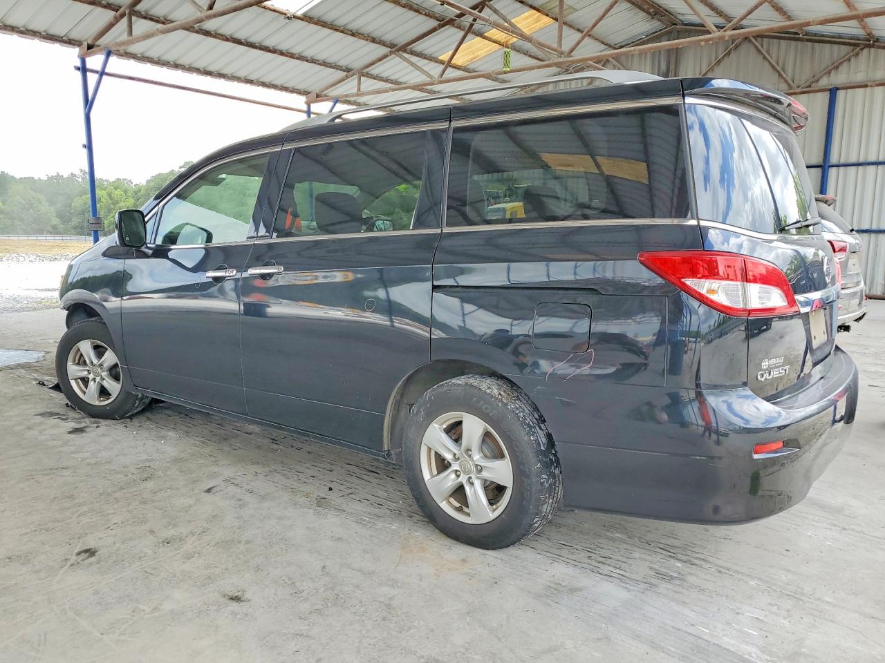2017 NISSAN QUEST SV — снимка 2