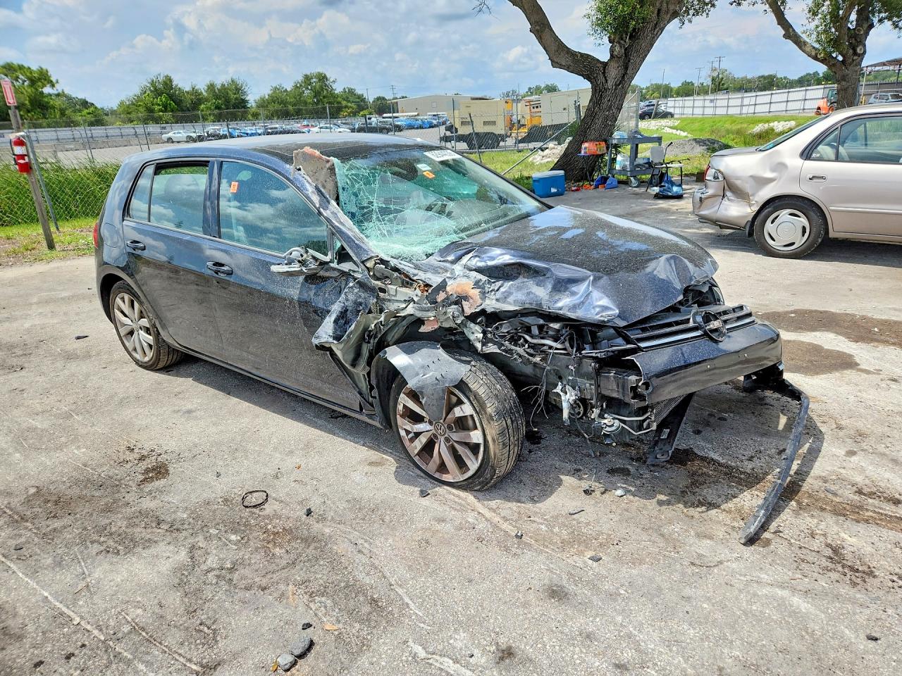 2019 VOLKSWAGEN GOLF S — снимка 4
