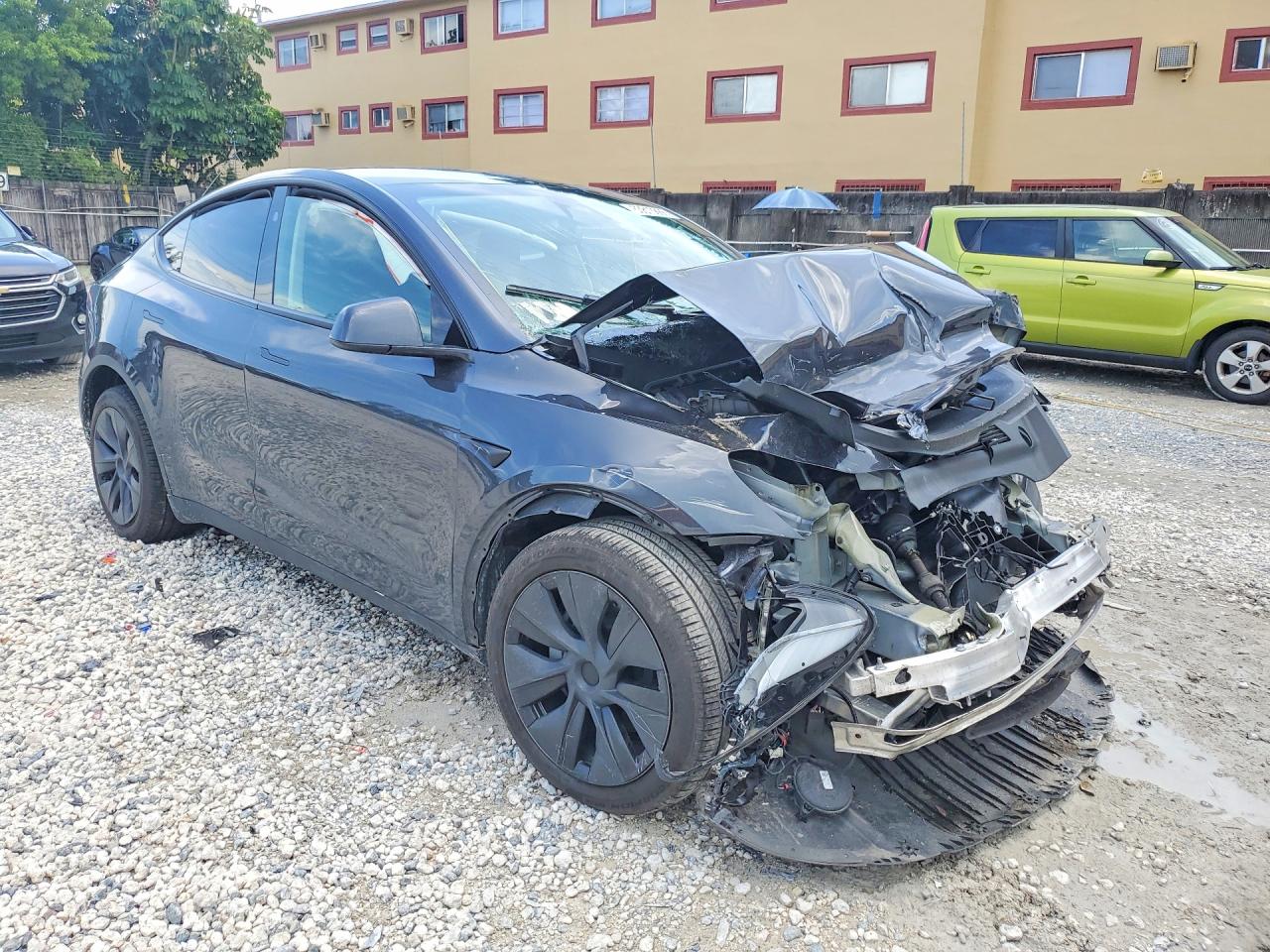 2025 TESLA MODEL Y — снимка 4