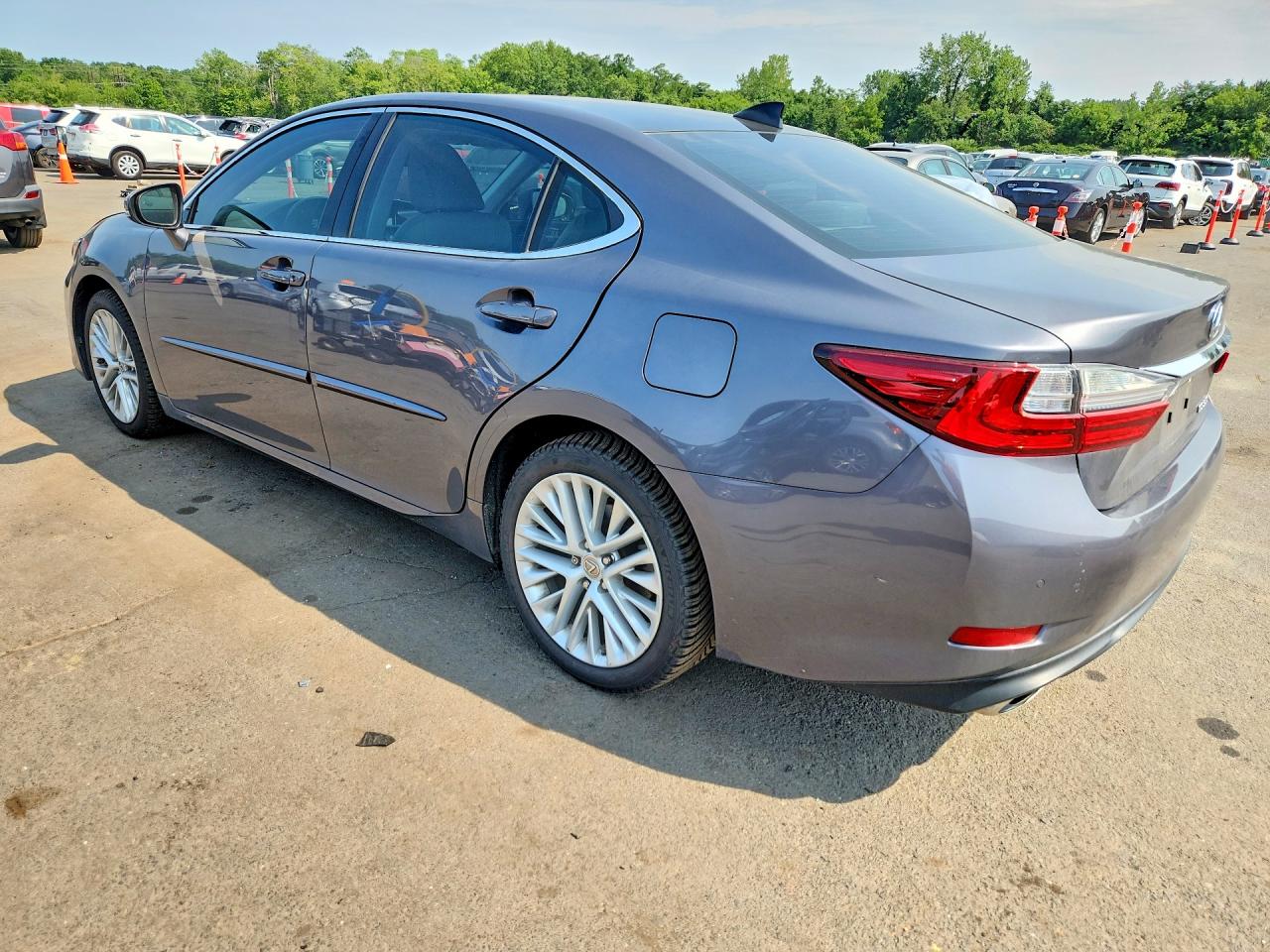2017 LEXUS ES 350 — снимка 2