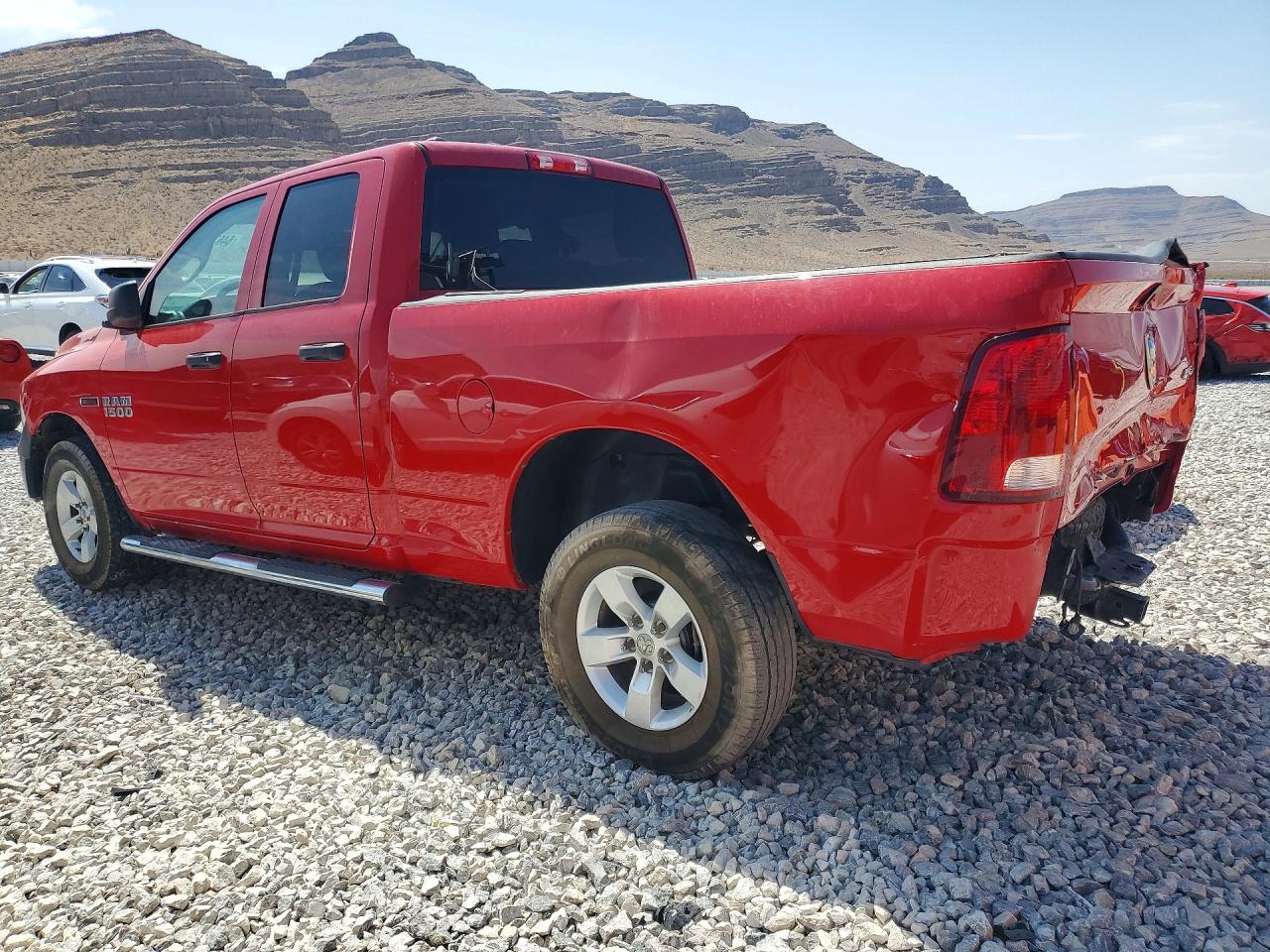 2016 RAM 1500 ST — снимка 2