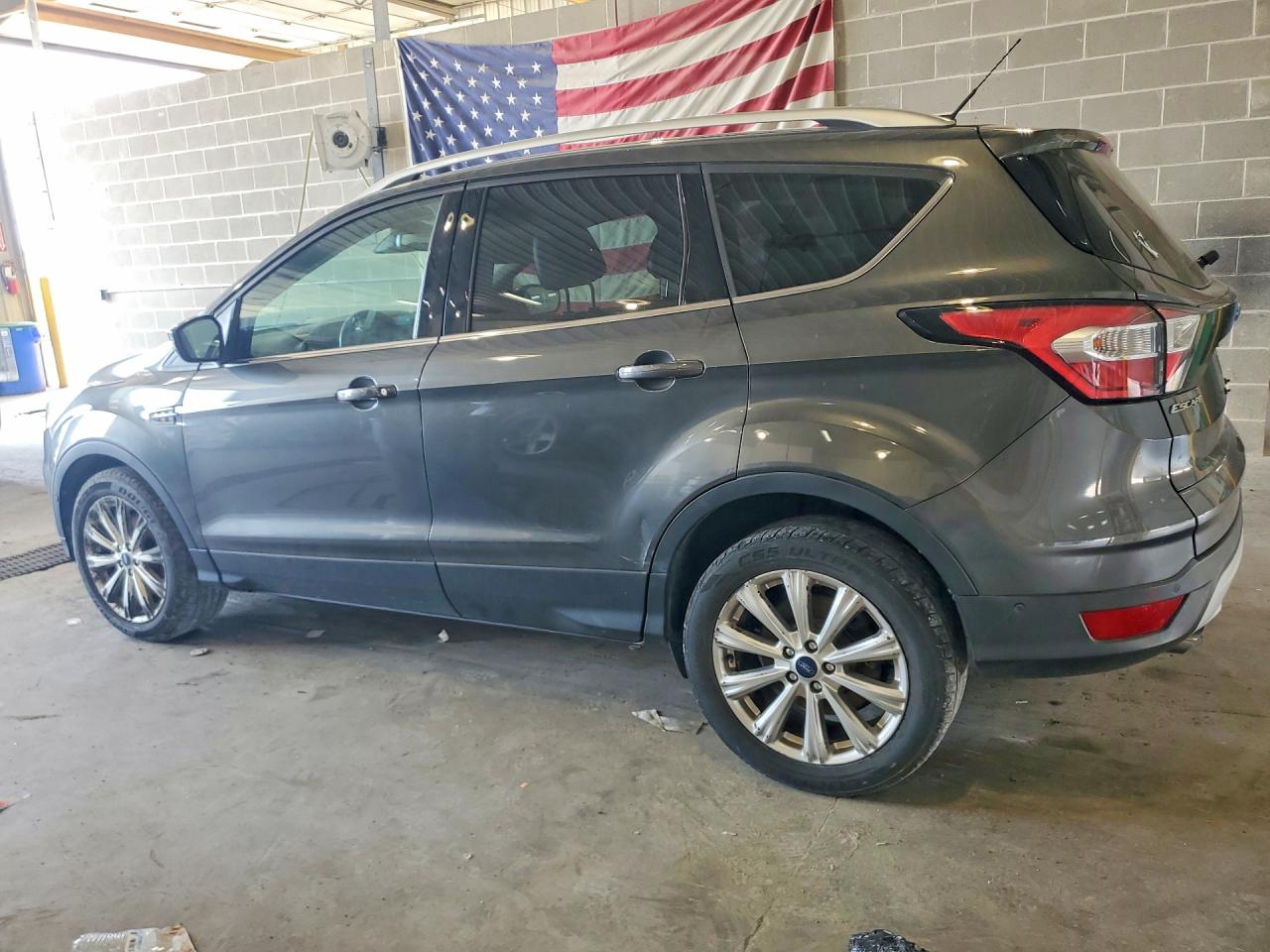 2017 FORD ESCAPE TITANIUM — снимка 2