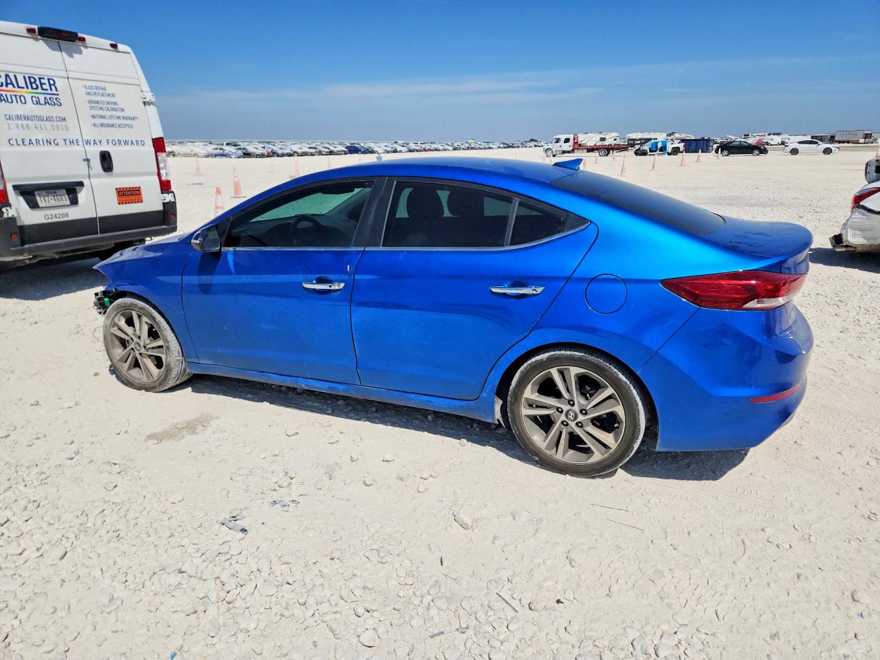 2017 HYUNDAI ELANTRA LIMITED — снимка 2