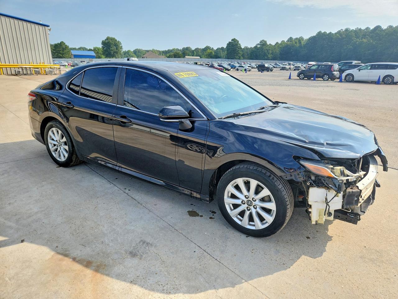 2019 TOYOTA CAMRY LE — снимка 4