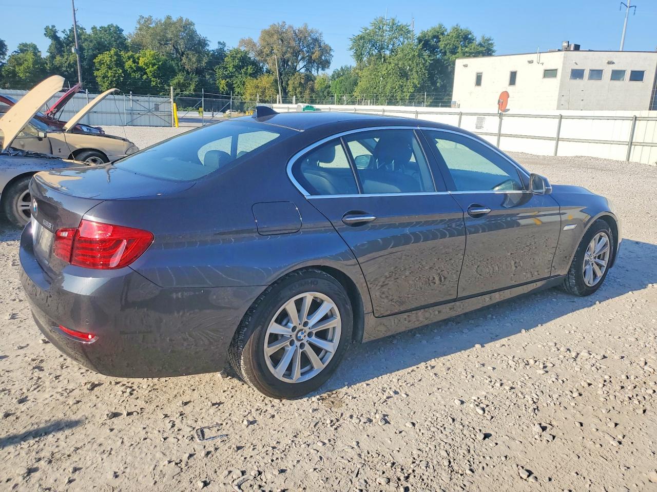 2016 BMW 528 XI — снимка 3