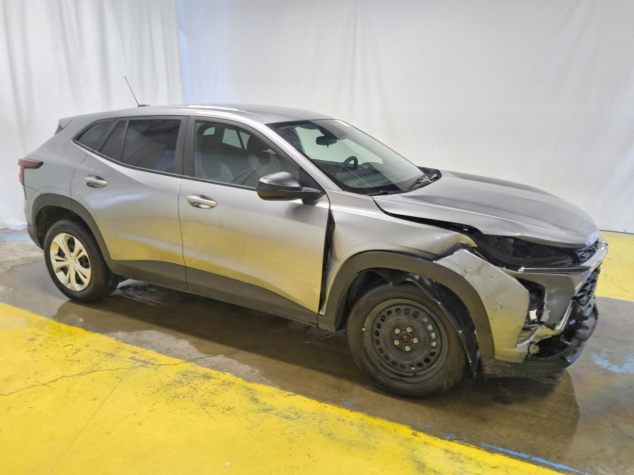 2026 CHEVROLET TRAX LS — снимка 4