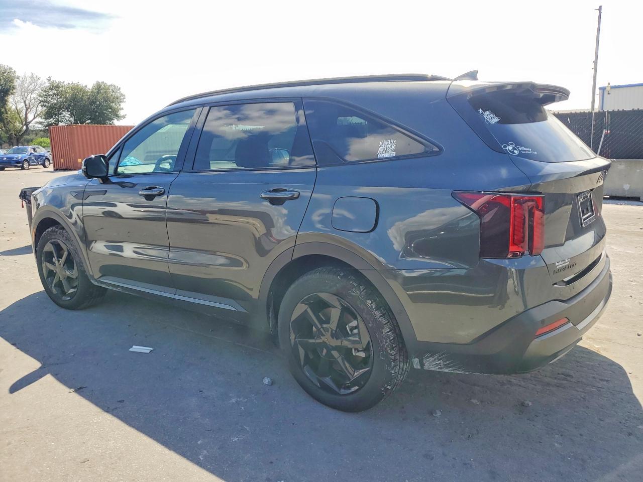2026 KIA SORENTO SXP — photo 2