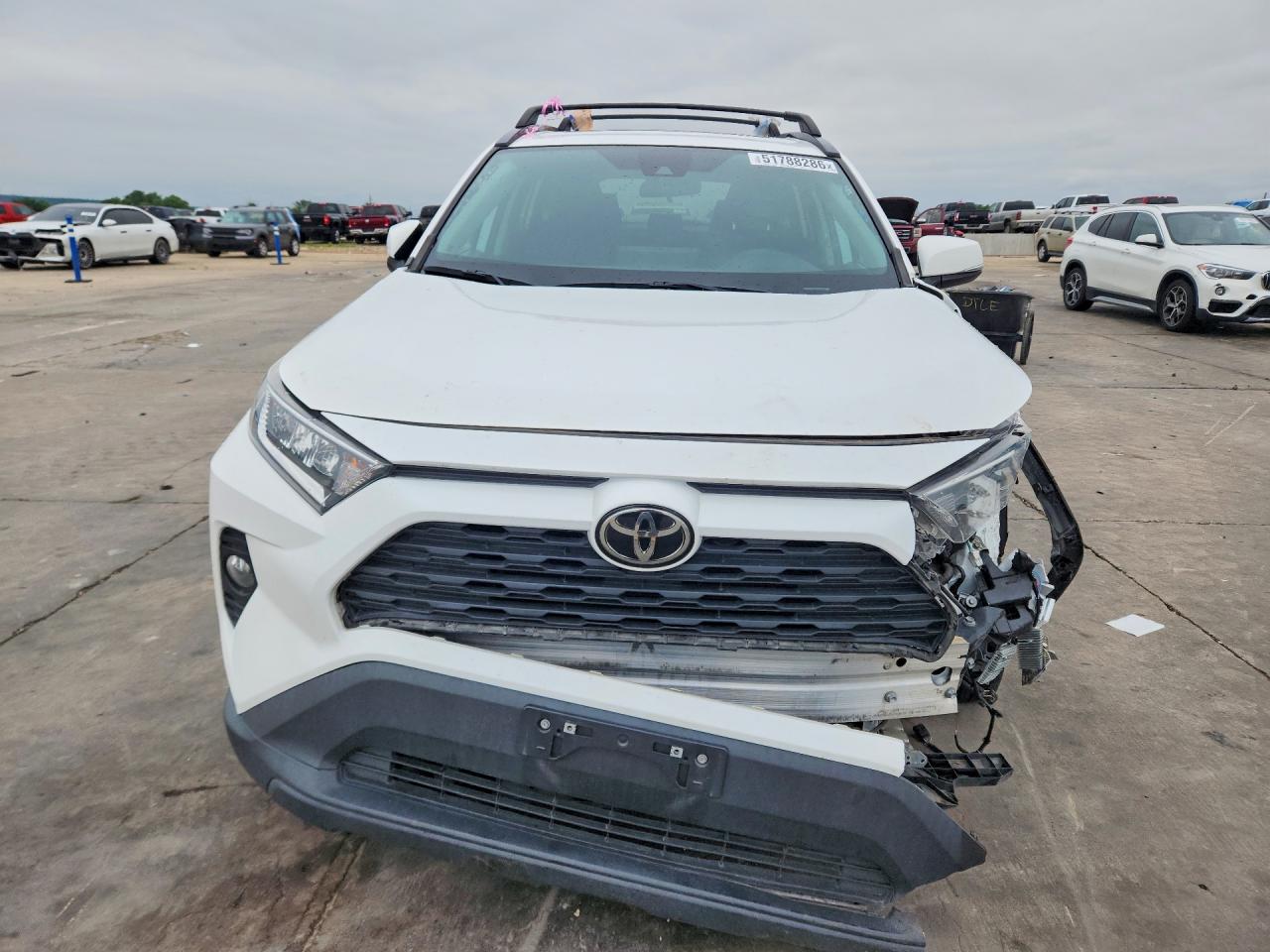 2021 TOYOTA RAV4 XLE — снимка 5