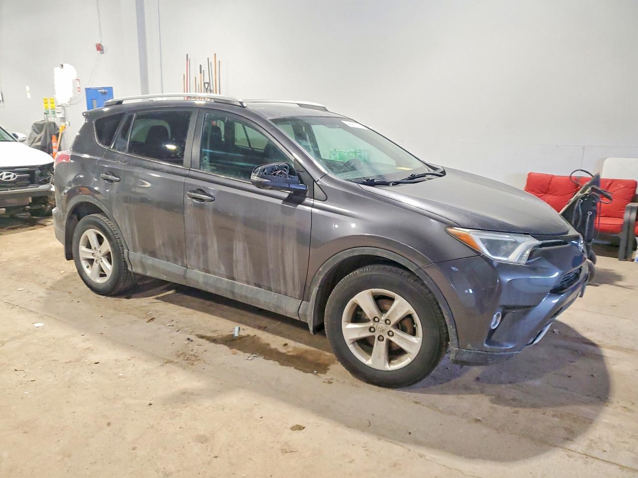 2016 TOYOTA RAV4 XLE — снимка 4