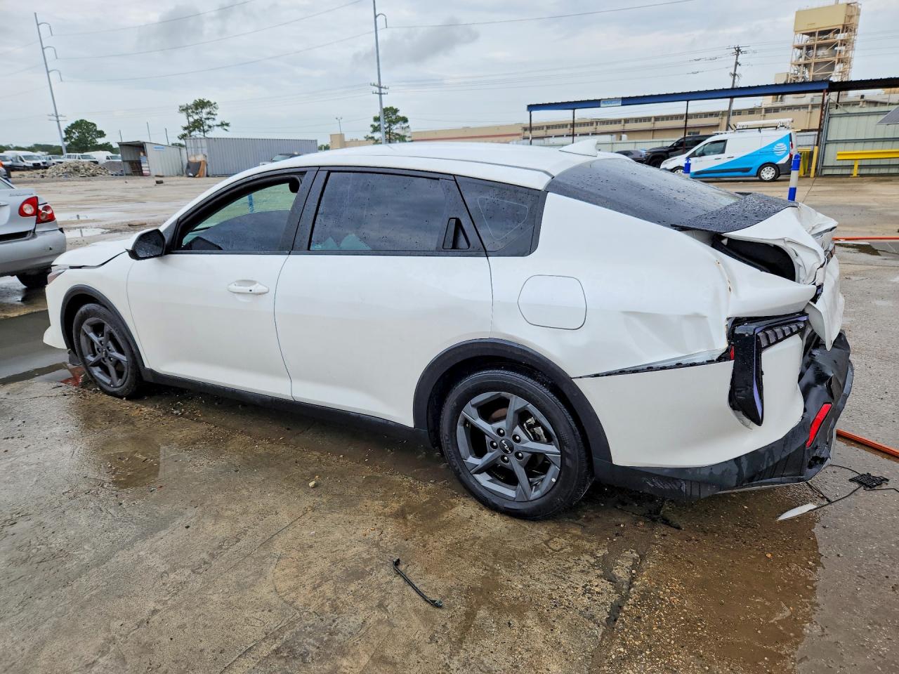 2025 KIA K4 LXS — снимка 2