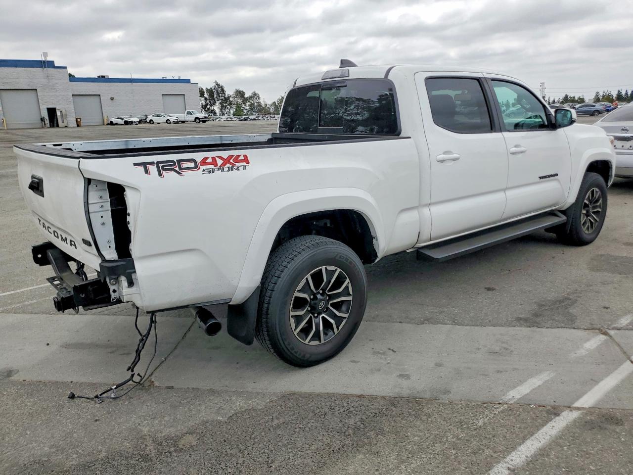 2023 TOYOTA TACOMA TRD SPORT — снимка 3