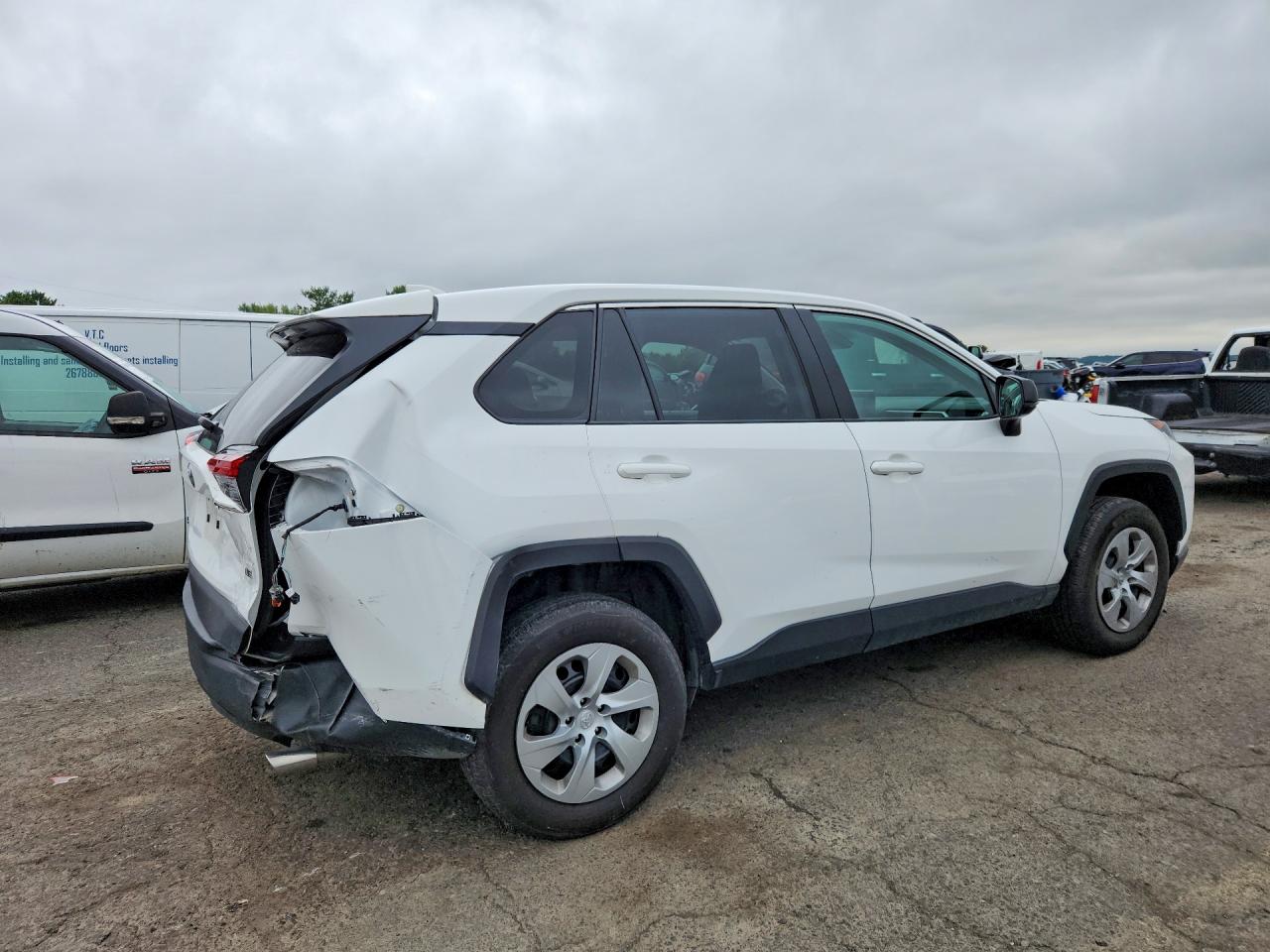2022 TOYOTA RAV4 LE — снимка 3