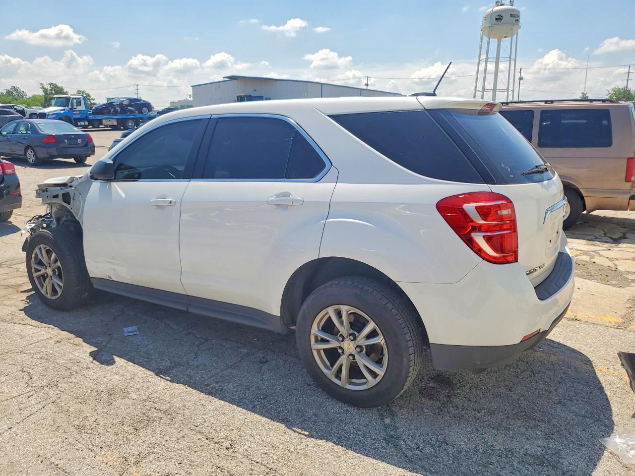 2017 CHEVROLET EQUINOX LS — снимка 2