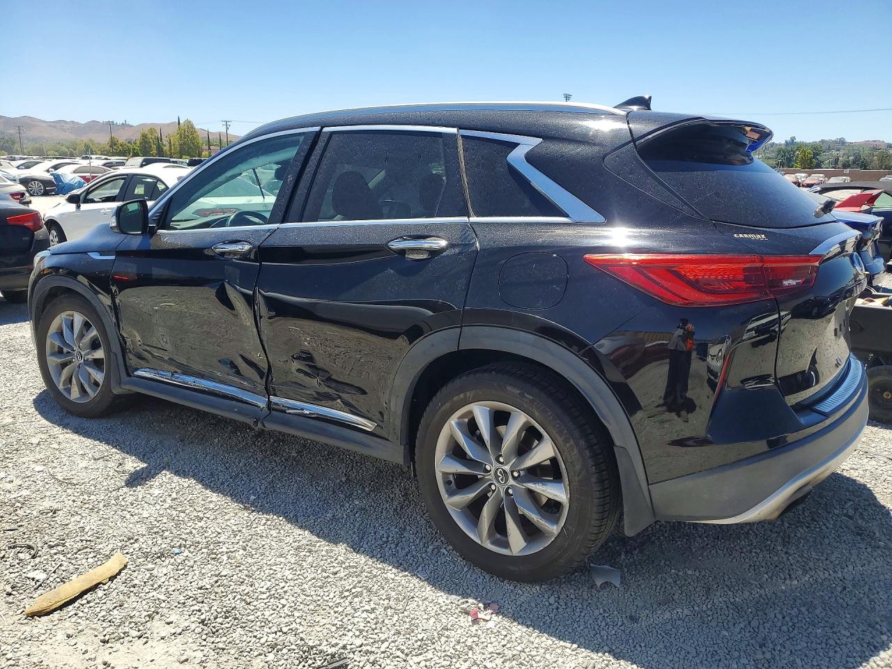 2019 INFINITI QX50 LUXE — снимка 2