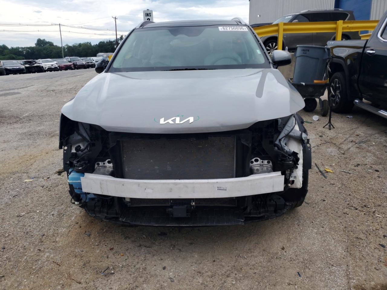 2024 KIA SORENTO S — снимка 5