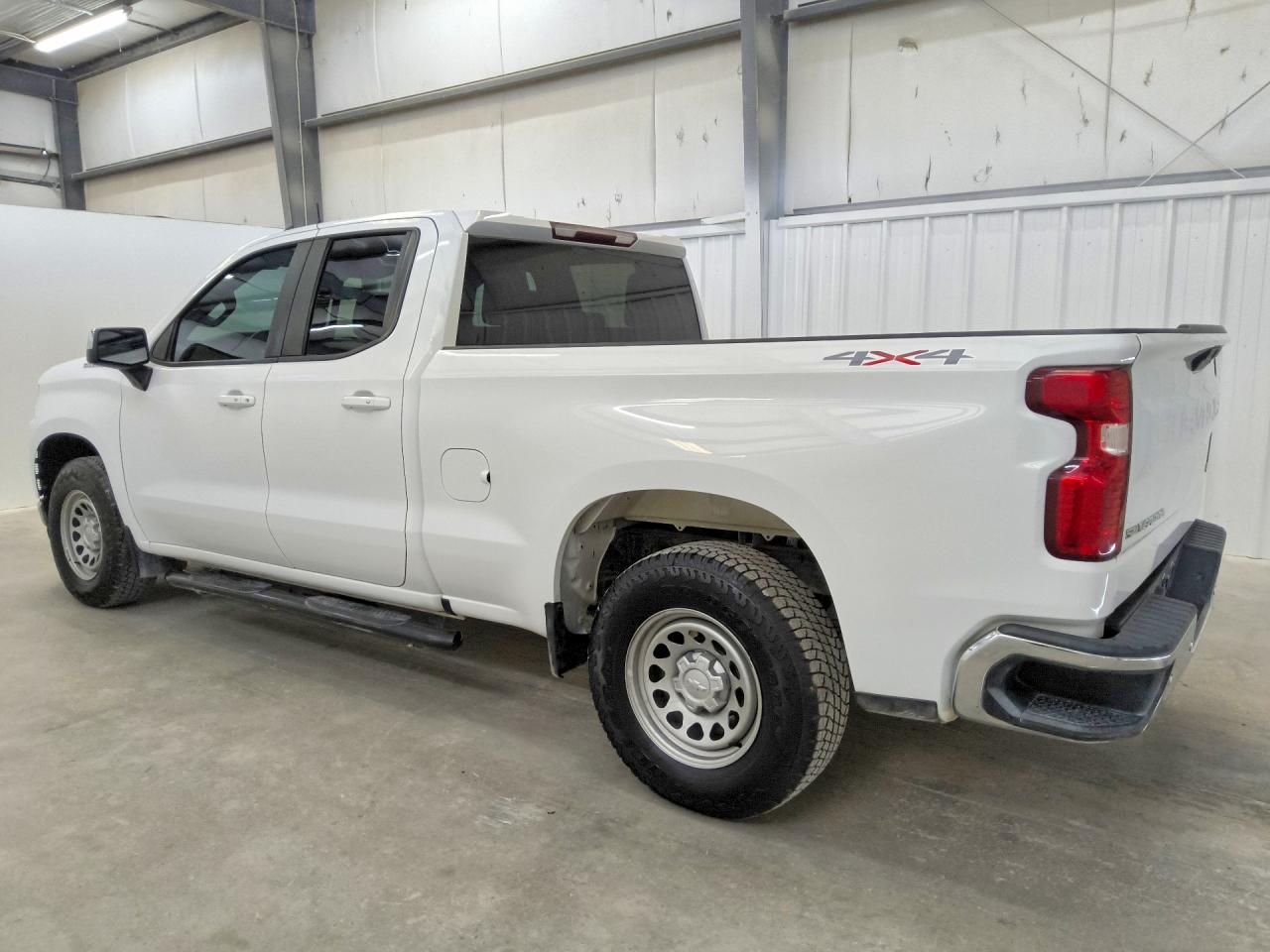 2019 CHEVROLET SILVERADO K1500 LT — снимка 2