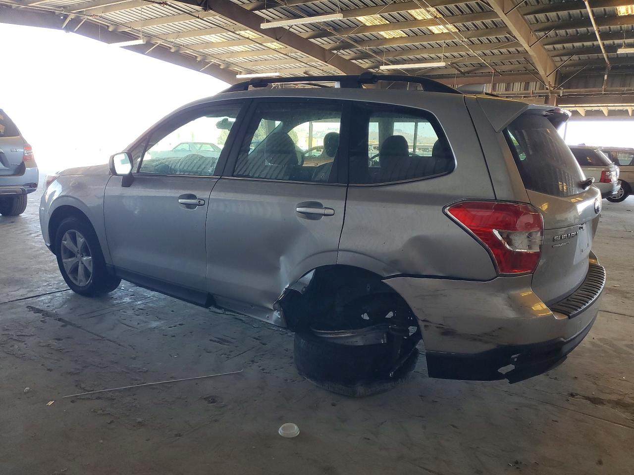 2016 SUBARU FORESTER 2.5I LIMITED — снимка 2