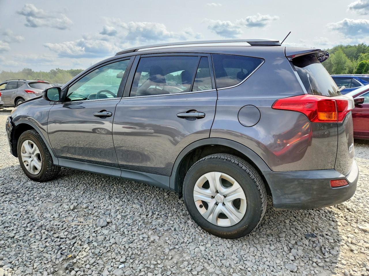 2015 TOYOTA RAV4 LE — снимка 2