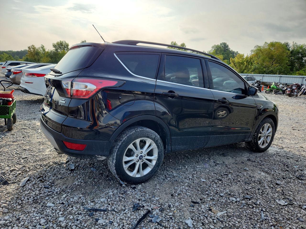 2017 FORD ESCAPE SE — снимка 3