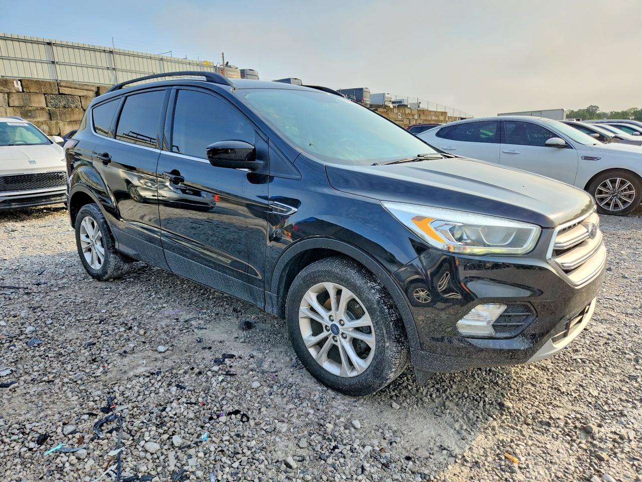 2017 FORD ESCAPE SE — снимка 4
