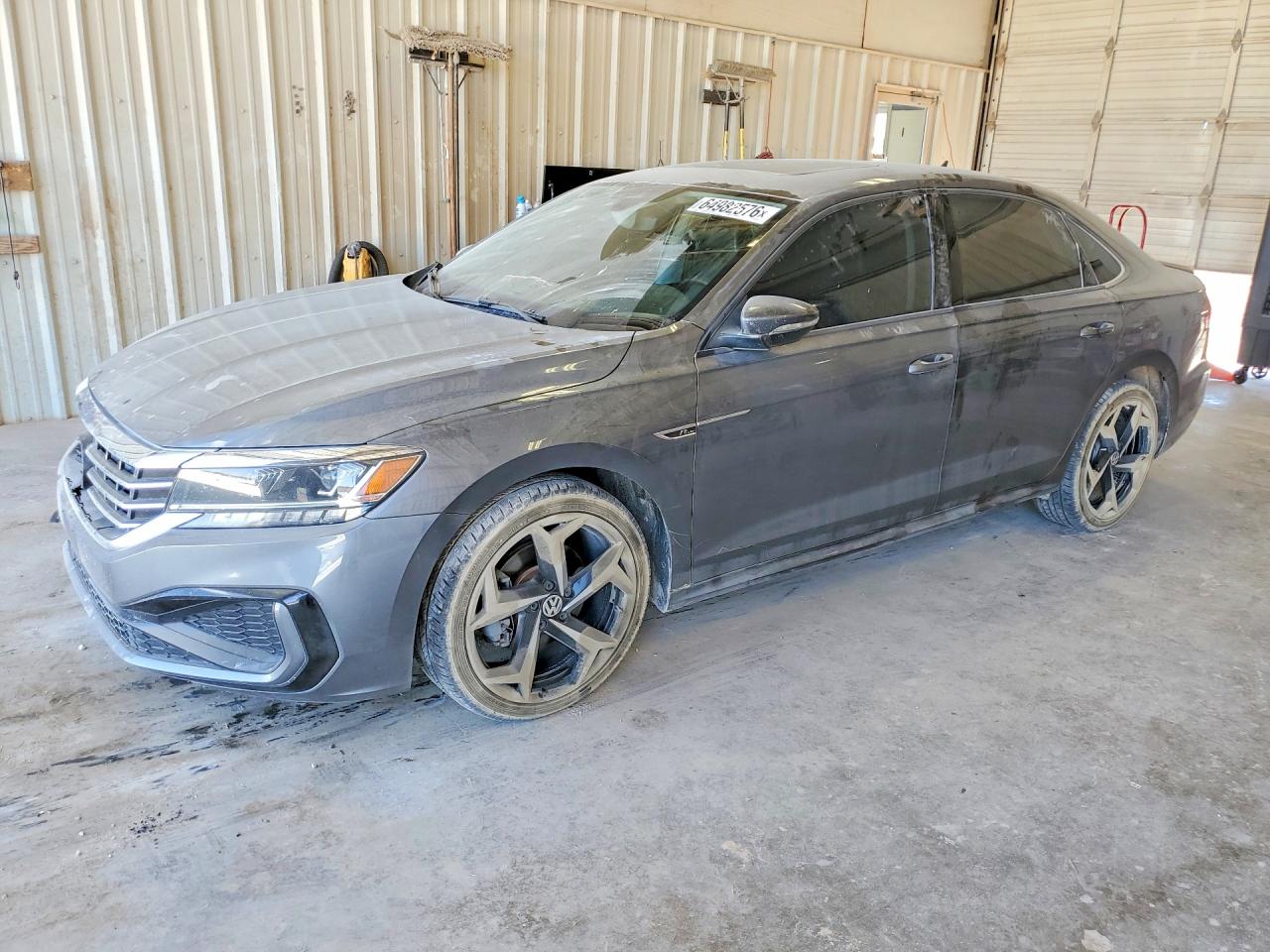 2020 VOLKSWAGEN PASSAT R-LINE