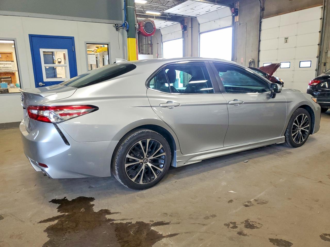 2019 TOYOTA CAMRY SE — снимка 3