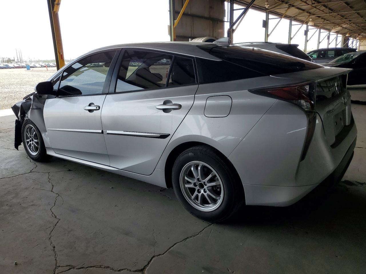2016 TOYOTA PRIUS TWO — снимка 2