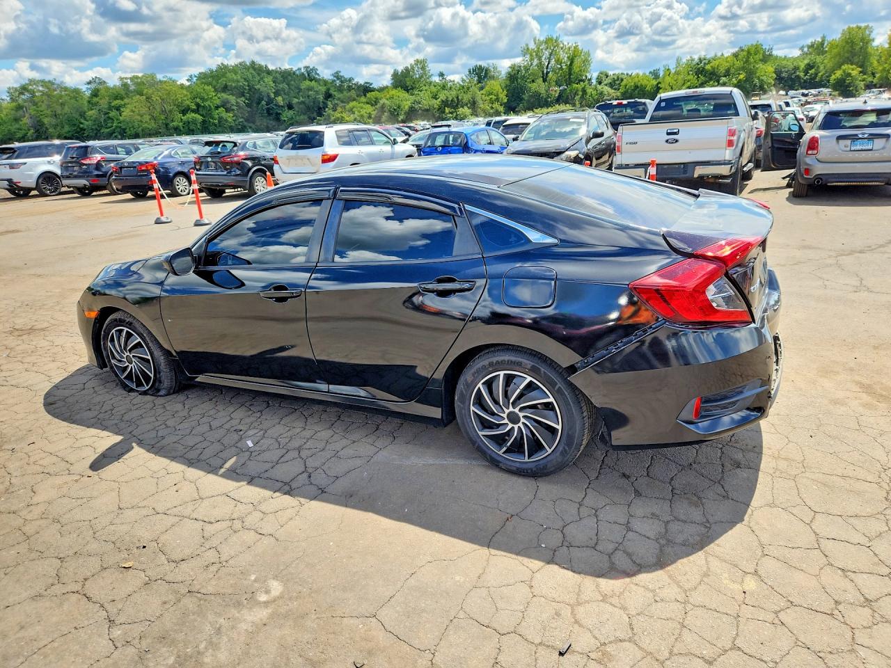 2017 HONDA CIVIC LX — снимка 2