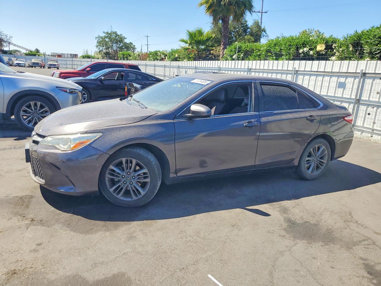 2017 TOYOTA CAMRY SE