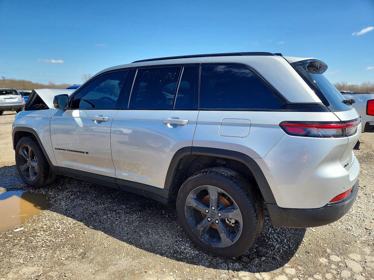 2025 JEEP GRAND CHEROKEE LIMITED — снимка 2