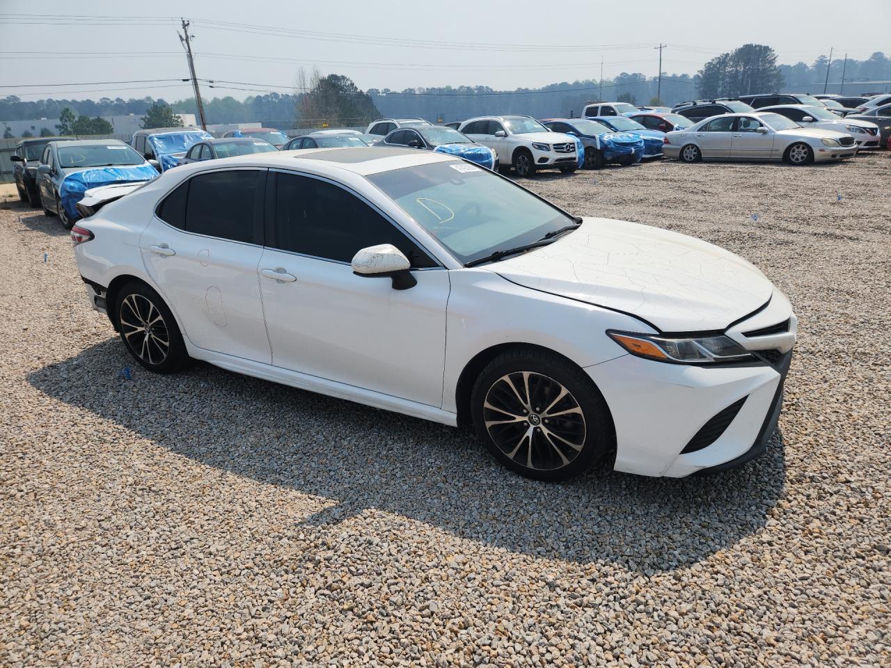 2018 TOYOTA CAMRY SE — снимка 4