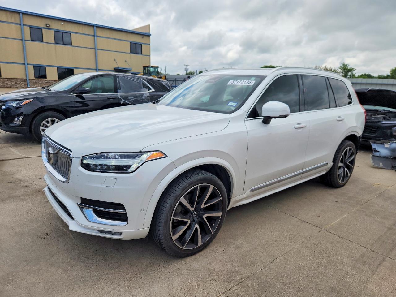 2023 VOLVO XC90 PLUS