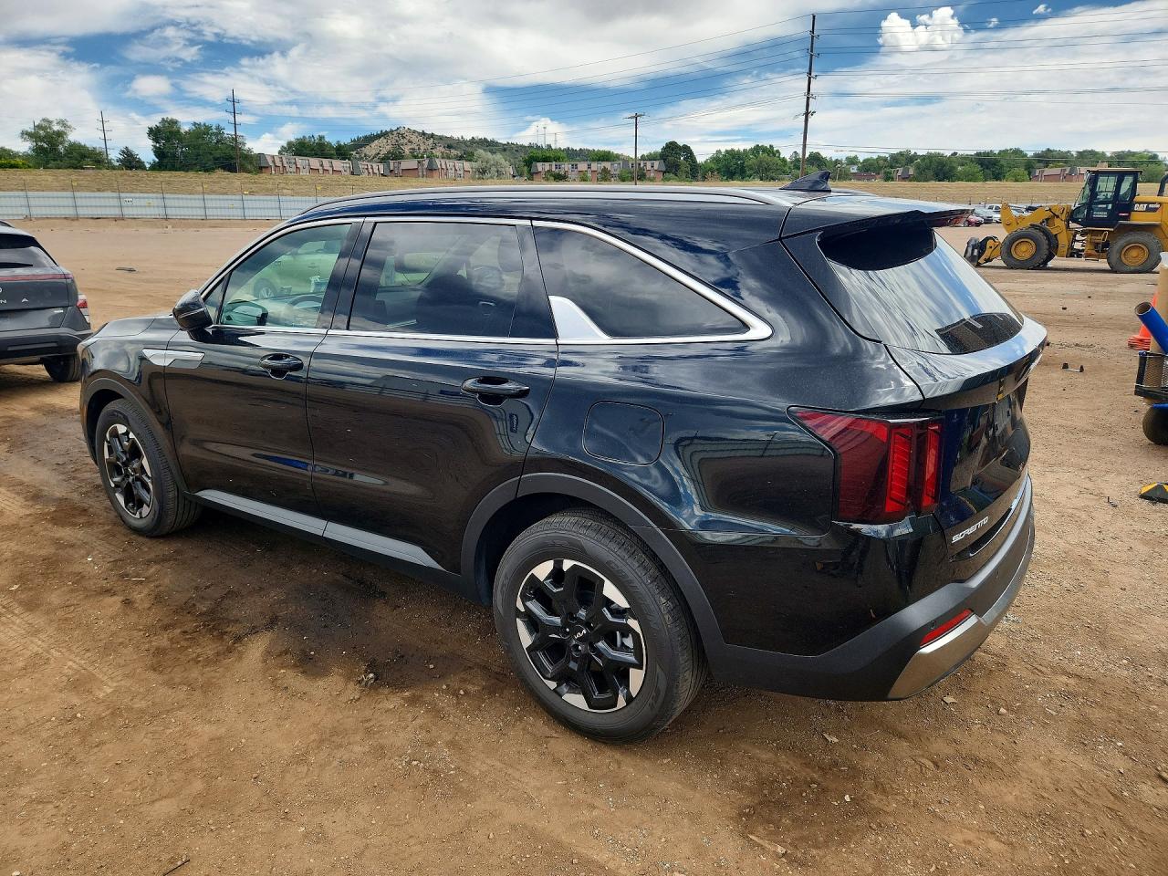 2025 KIA SORENTO S — снимка 2