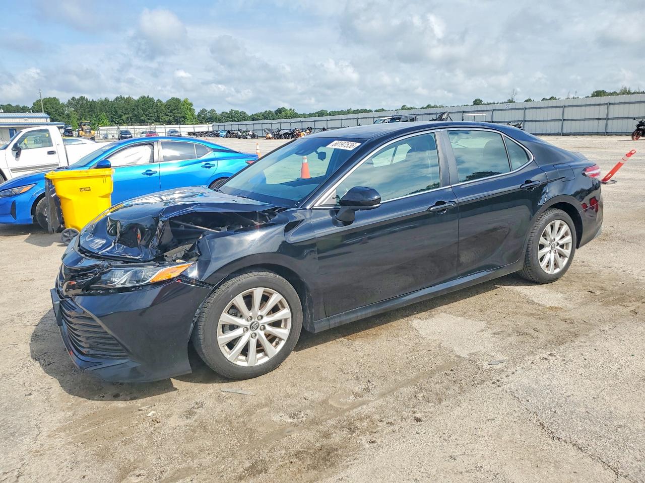 2018 TOYOTA CAMRY LE