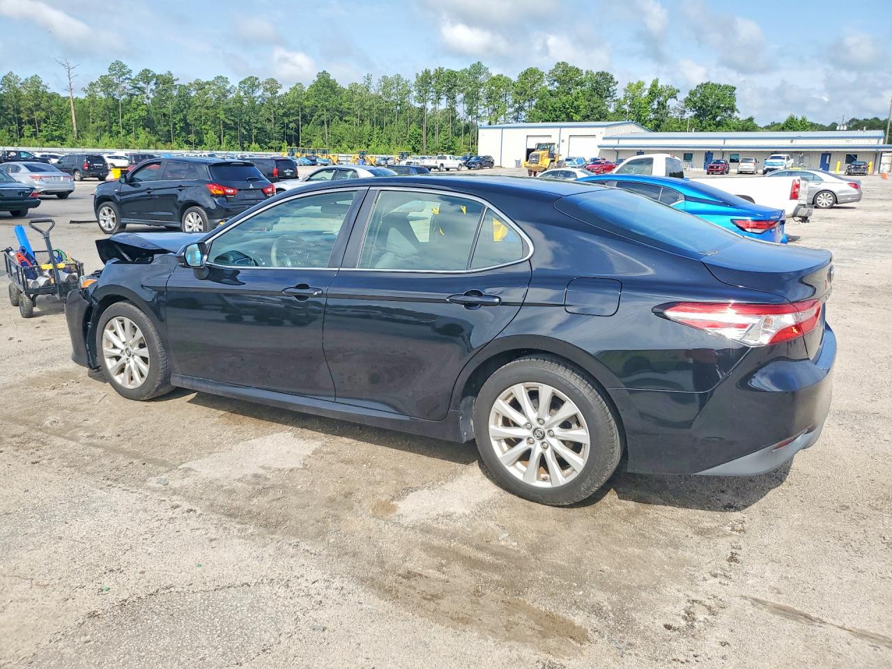 2018 TOYOTA CAMRY LE — снимка 2