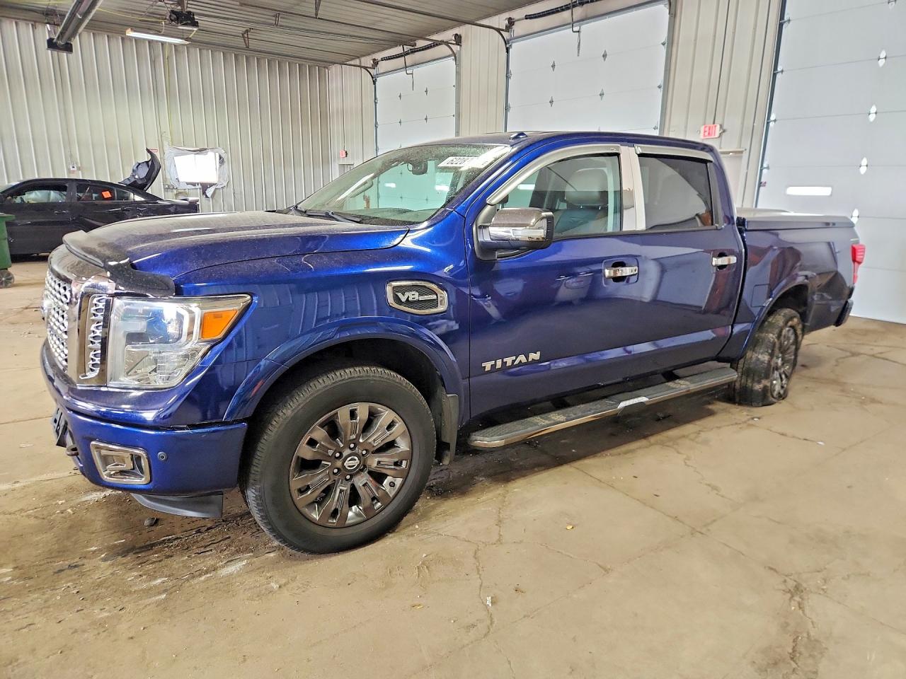2017 NISSAN TITAN PLATINUM RESERVE