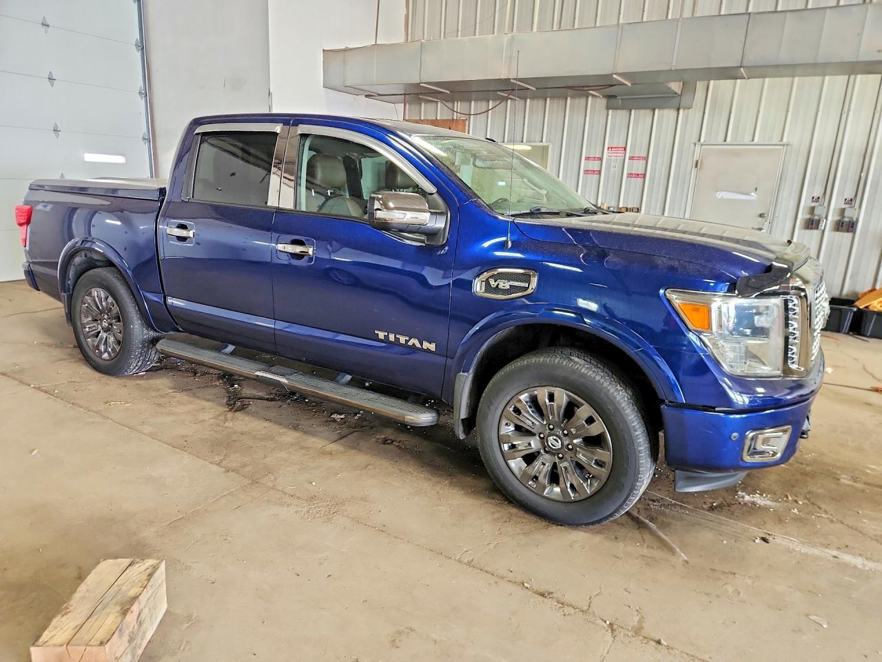 2017 NISSAN TITAN PLATINUM RESERVE — снимка 4