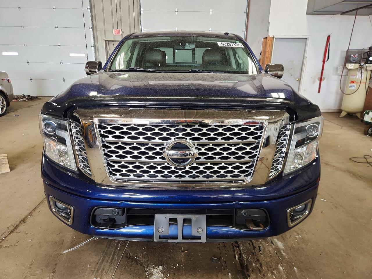 2017 NISSAN TITAN PLATINUM RESERVE — снимка 5