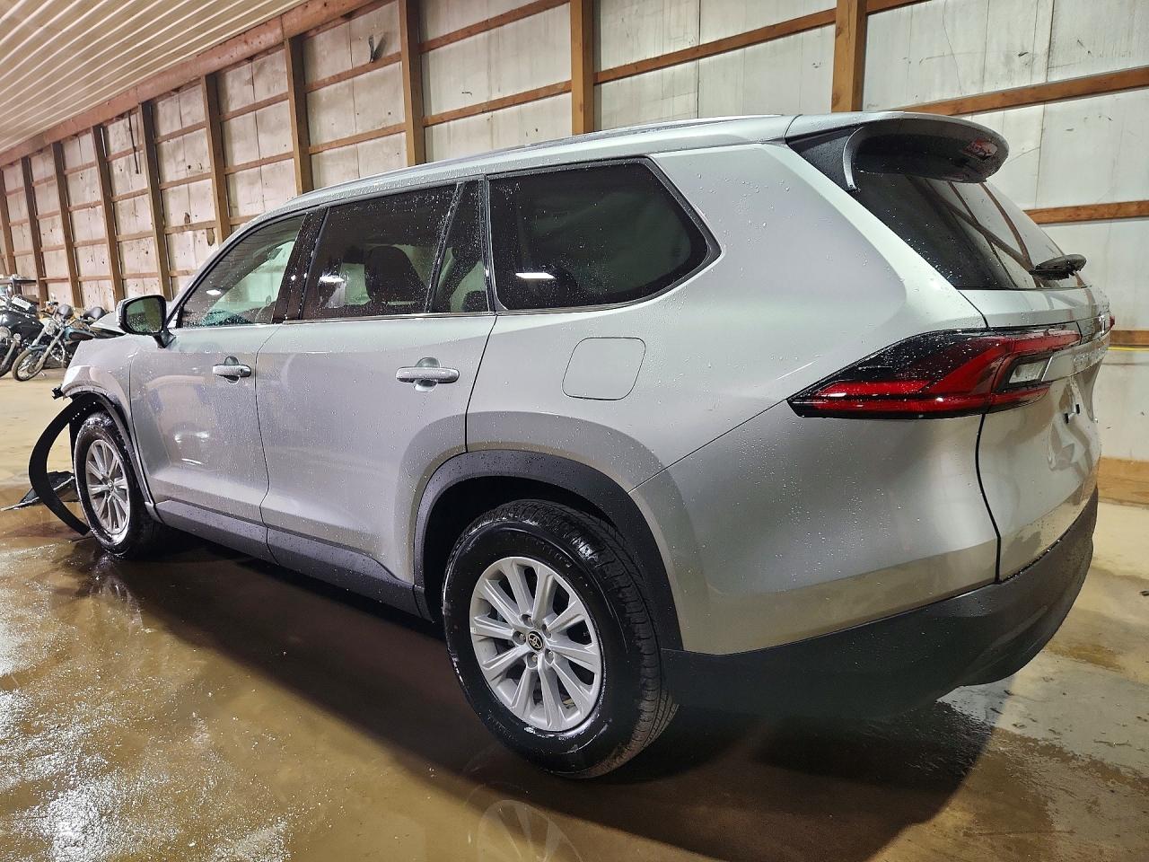 2026 TOYOTA GRAND HIGHLANDER XLE — снимка 2