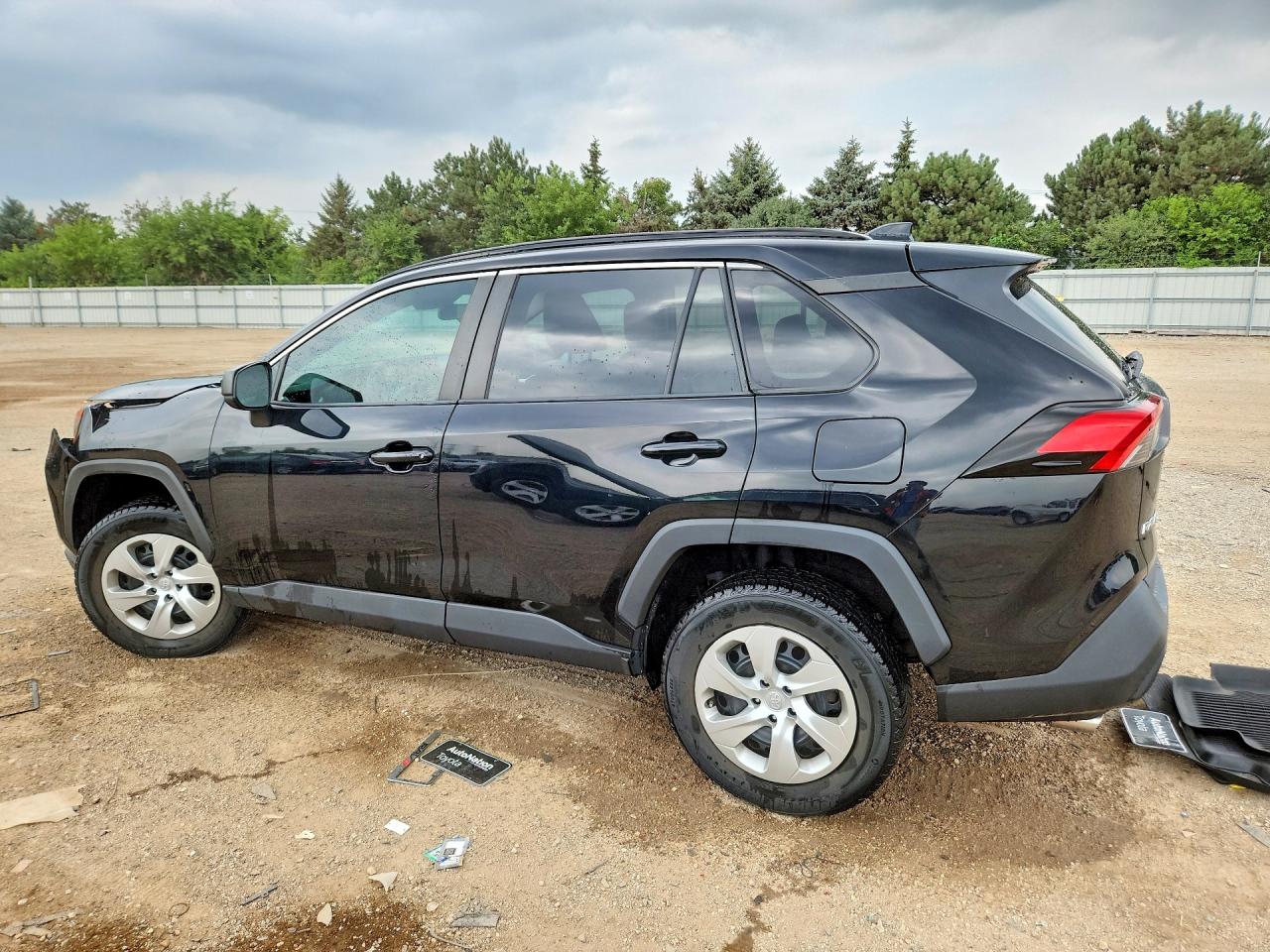 2021 TOYOTA RAV4 LE — снимка 2