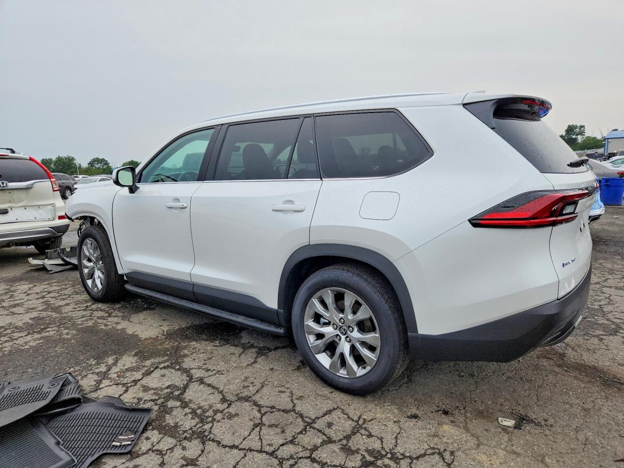 2026 TOYOTA GRAND HIGHLANDER HYBRID LIMITED — снимка 2