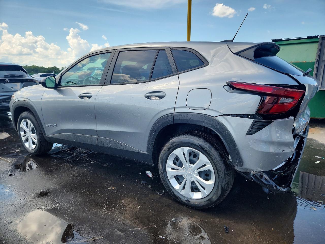 2026 CHEVROLET TRAX LS — снимка 2