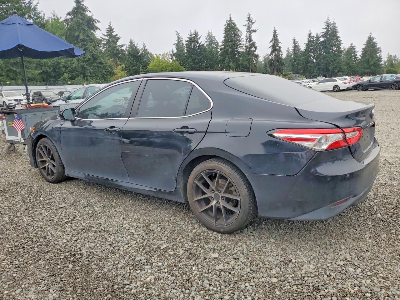 2018 TOYOTA CAMRY LE — снимка 2