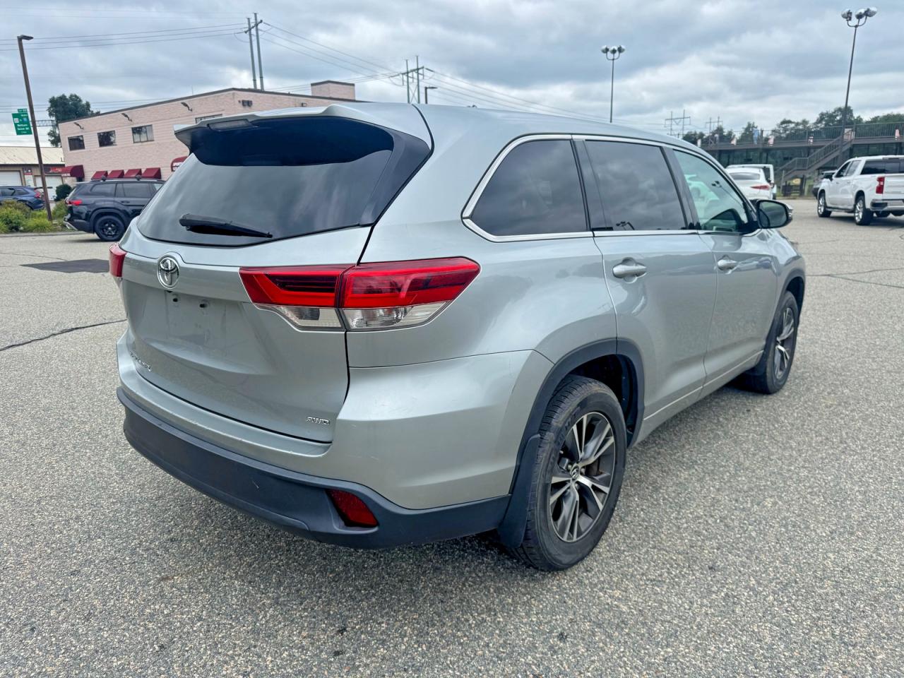 2018 TOYOTA HIGHLANDER LE — снимка 4