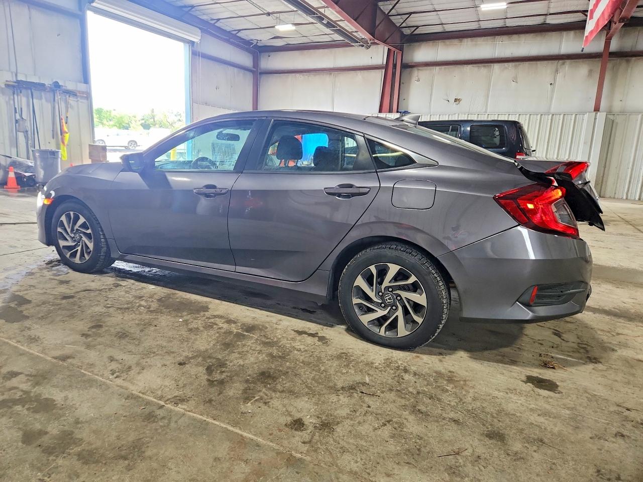 2018 HONDA CIVIC EX — снимка 2
