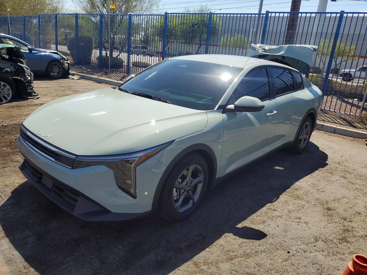 2025 KIA K4 LXS