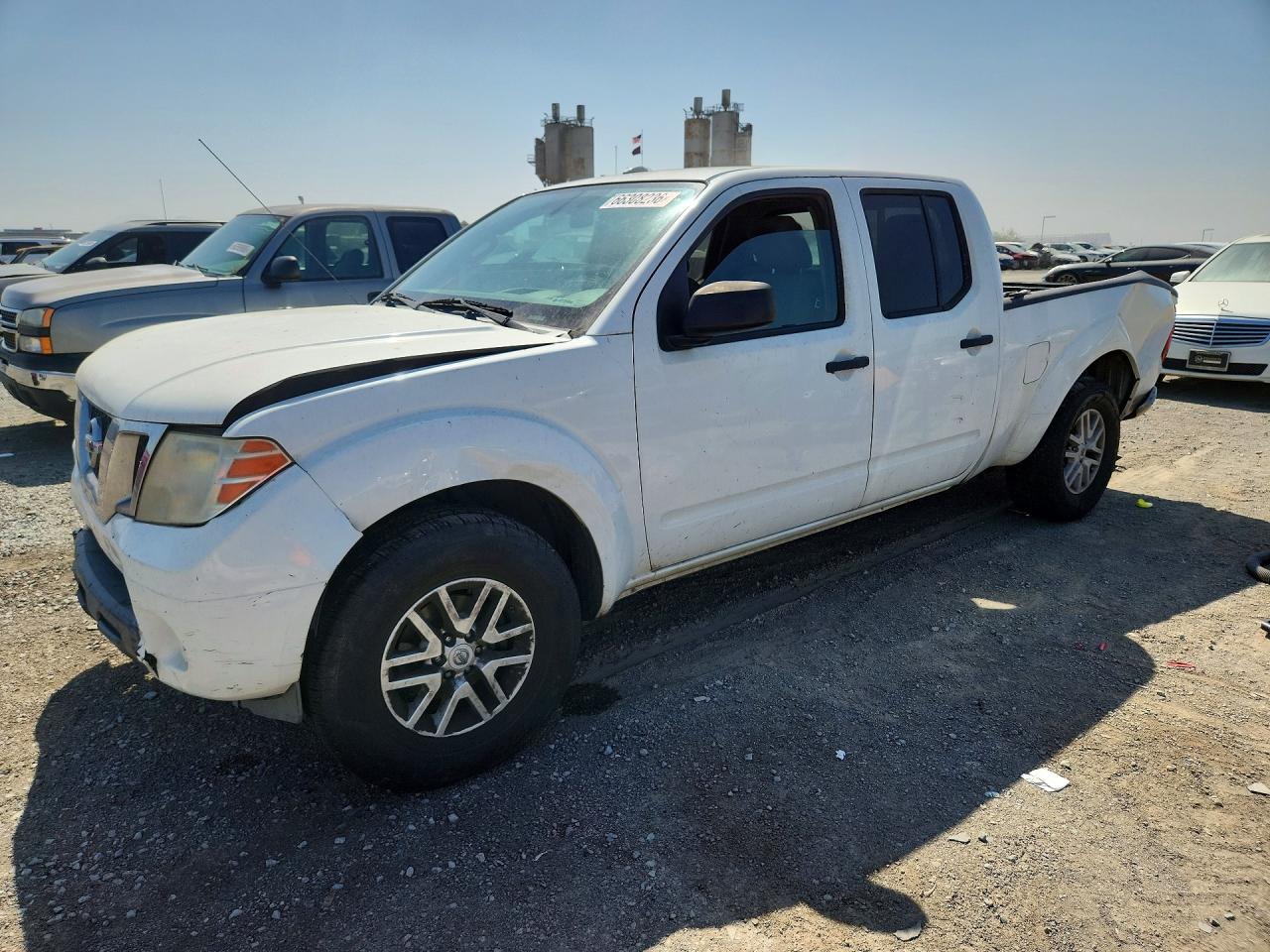 2016 NISSAN FRONTIER SV