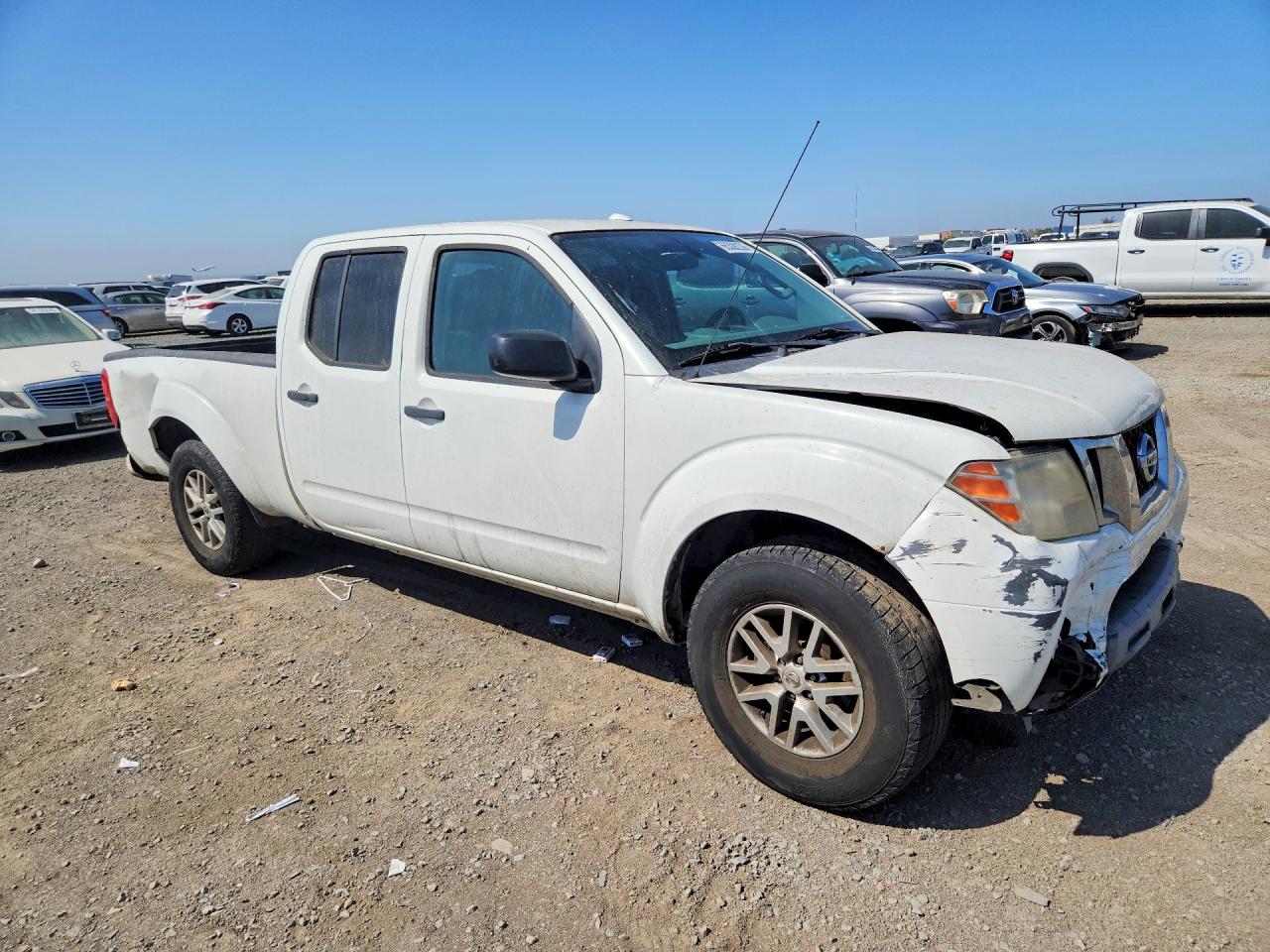 2016 NISSAN FRONTIER SV — снимка 4