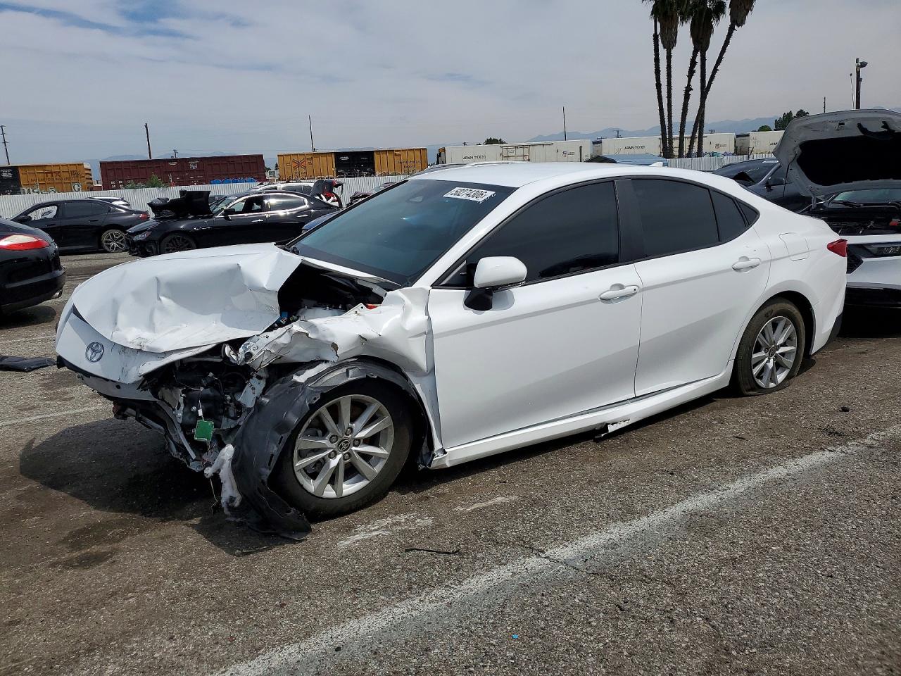 2025 TOYOTA CAMRY LE