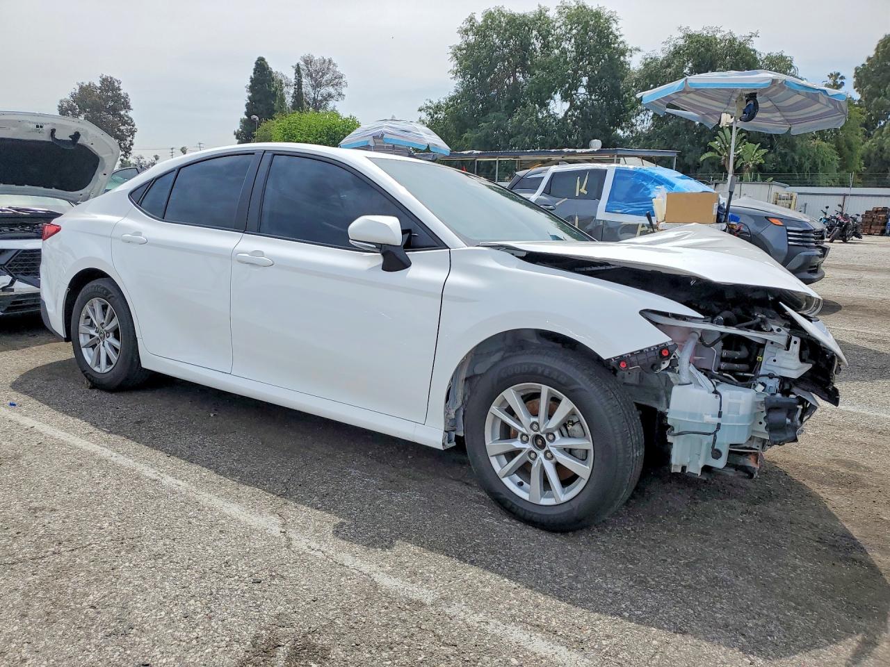2025 TOYOTA CAMRY LE — снимка 4